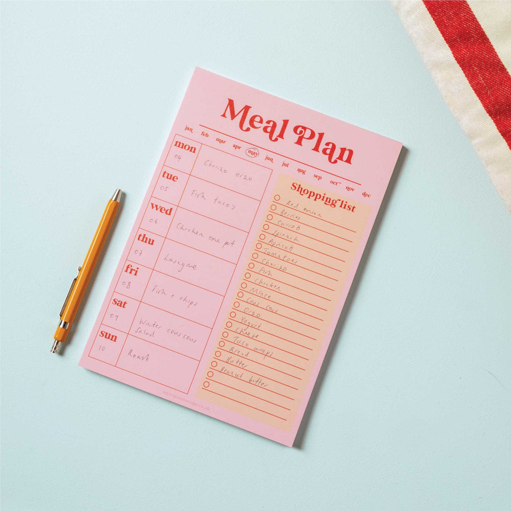 A5 Meal Planner and Shopping List. Pink & Red A5 Planner Pad. Ideal for planning a week of meals and preparing your shopping list.